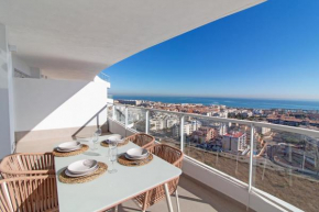 Global Properties, Moderno apartamento de dos terrazas con increibles vistas al mar